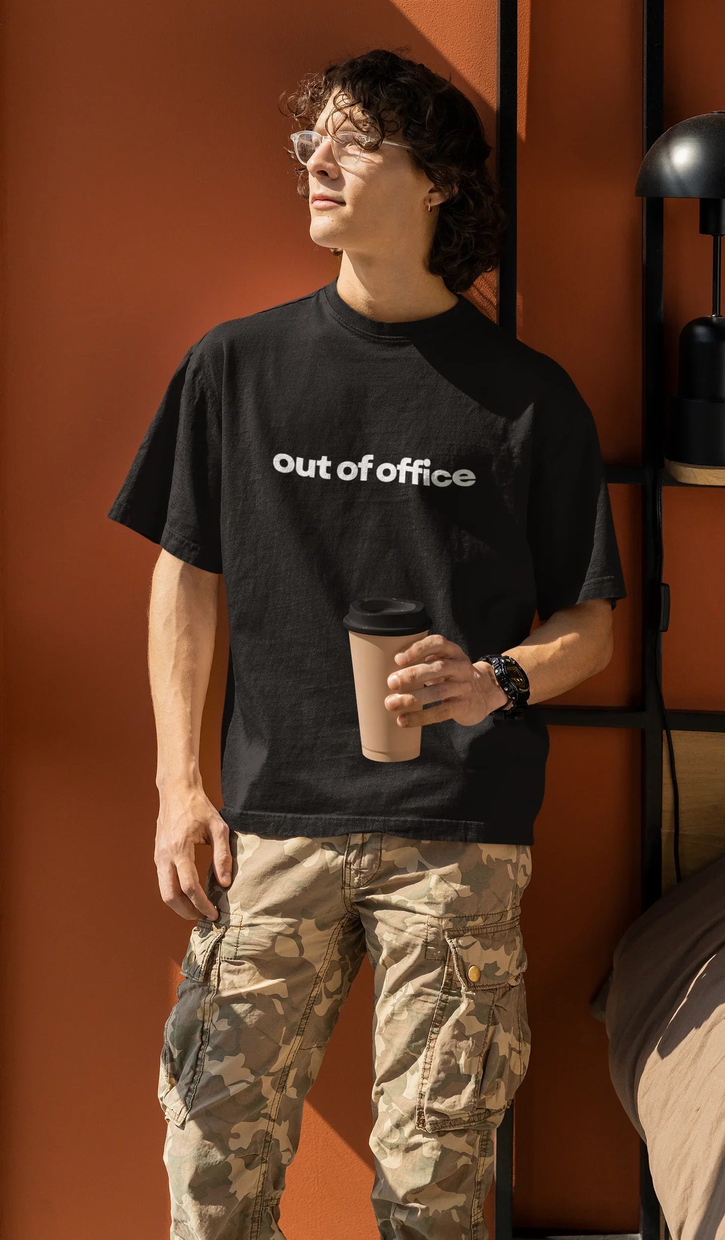 Премиум Oversized тениска "Out of Office"