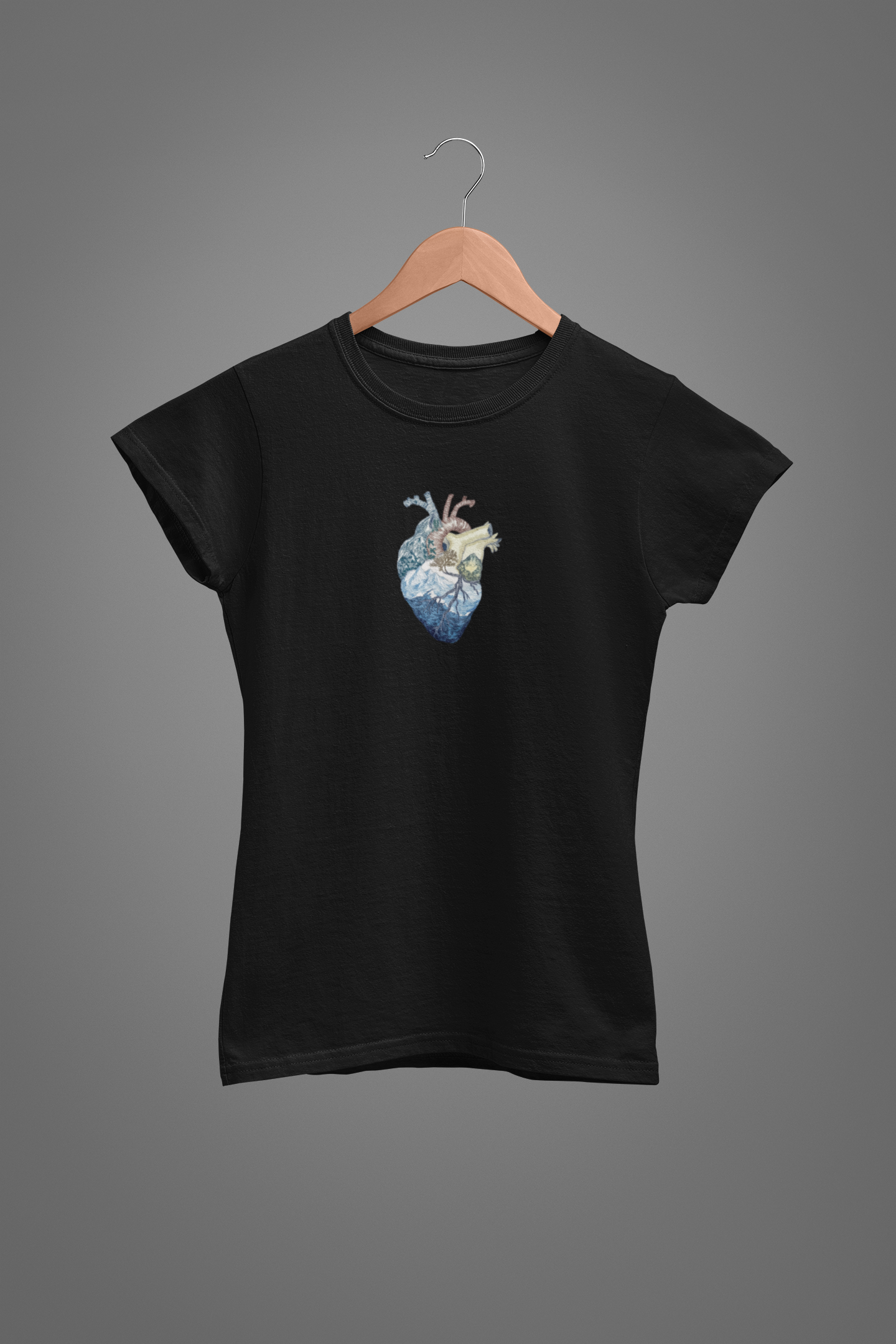 Тениска “Wild Hearts” (дамска)